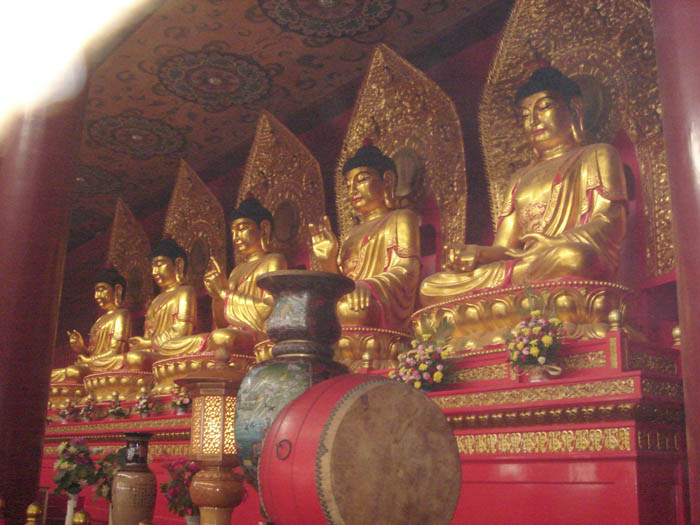柏林禅寺风景--佛光中的万佛楼