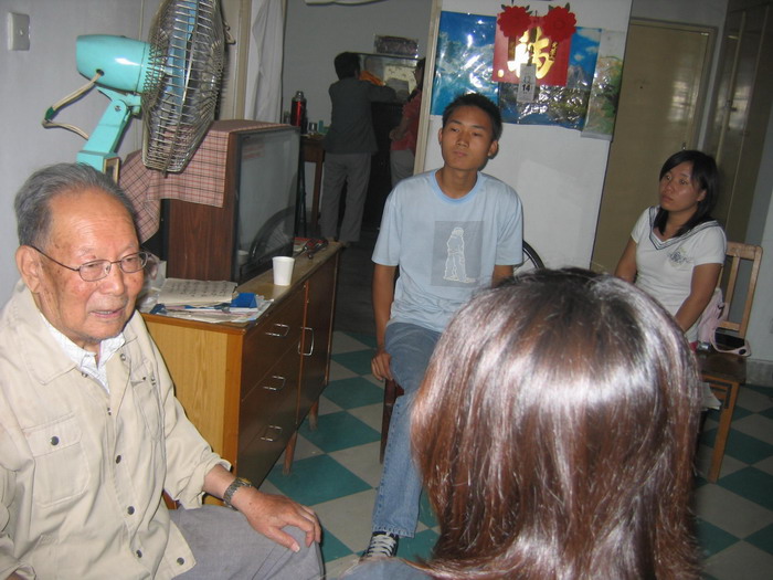 2007年拜访张永儒照片10